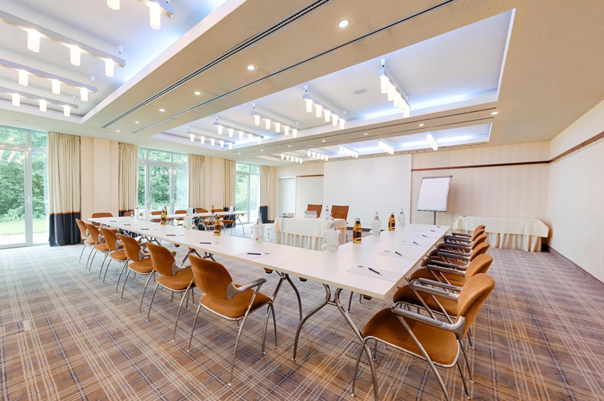 Welcome Hotel Meschede Hennesee Ngoại thất bức ảnh