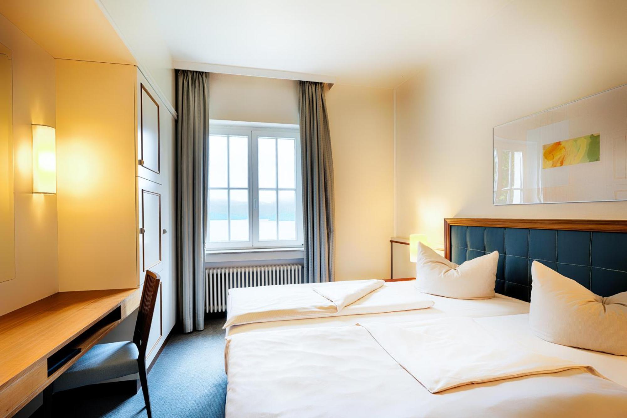 Welcome Hotel Meschede Hennesee Ngoại thất bức ảnh